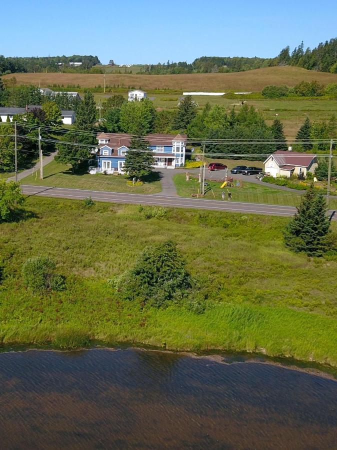 The Lookout Inn New Glasgow Exteriör bild